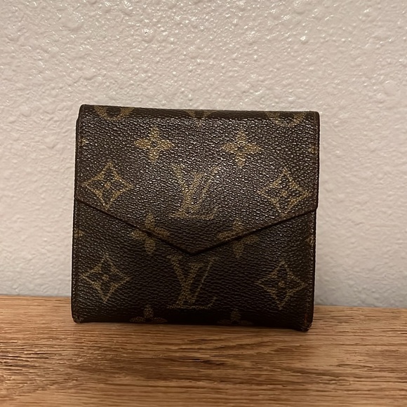 Louis Vuitton wallet - Picture 2 of 9